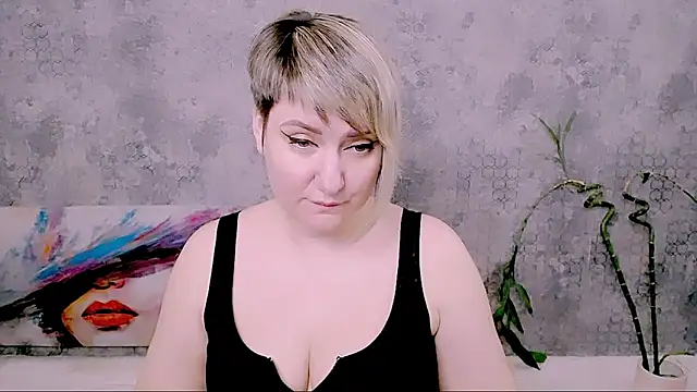 Chatroom XXX en direct de Djullia