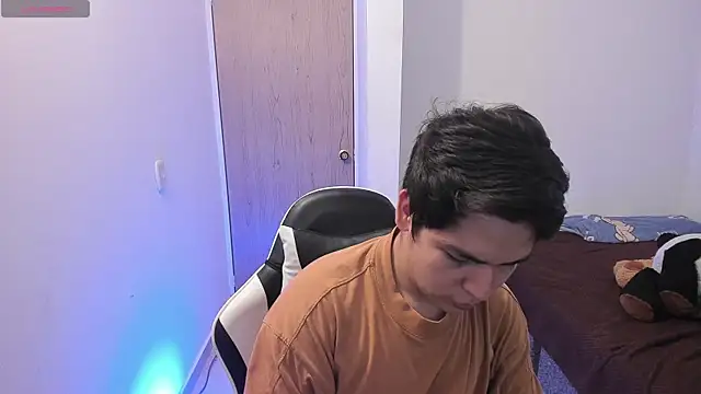 Asta_YunoXXXのウェブカメラショー