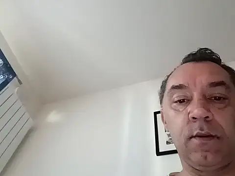 Jahudka47 – Naživo XXX chat