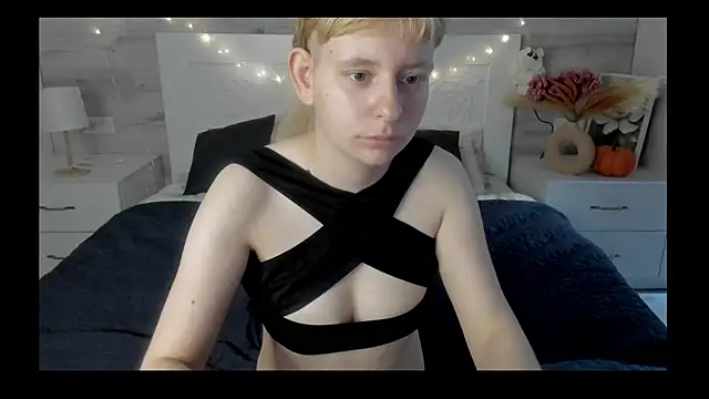 Chat XXX en directo de EloraBlu