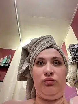 Jadellina: απευθείας συνομιλία ΧΧΧ