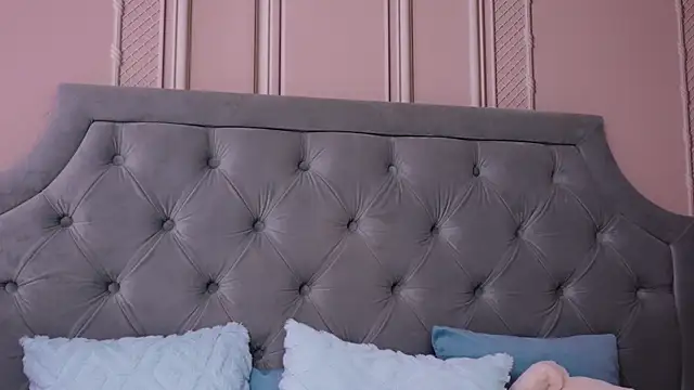 LucyAddison – Live XXX-chat