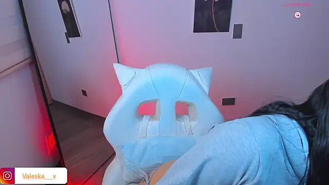 Chat +18 de valeska__V ao vivo