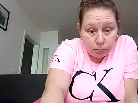 Jahudka47's Live XXX Chat