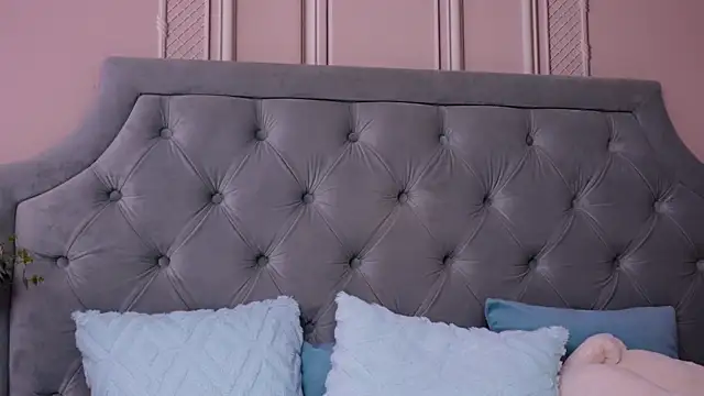 دردشة LucyAddison الجنسية المباشرة