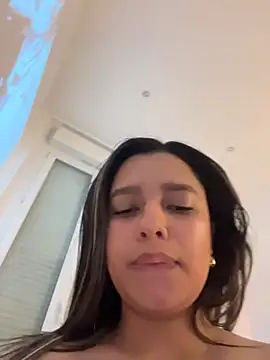 Lusty_Lunaa Adlı Modelin Canlı XXX Sohbeti