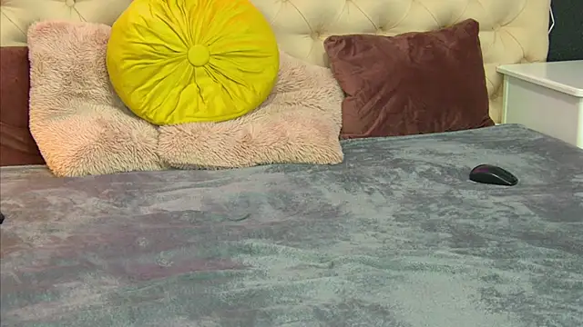 TaniaKaverina – Naživo XXX chat