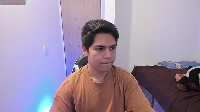 Asta_YunoXXX webkamerás műsora