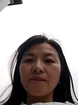 ialnuyoa_h 在線直播表演