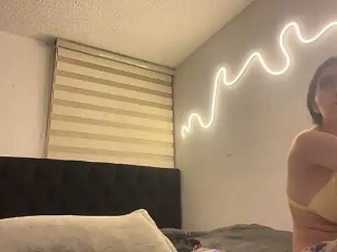 DesireLuxeのウェブカメラショー