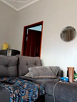 Babez_show's Live XXX Chat