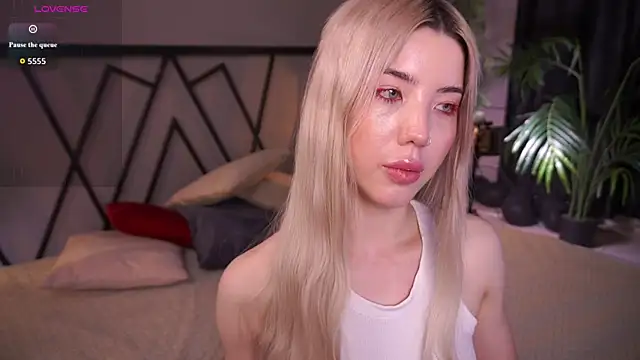 Chat +18 de LindaThacker ao vivo