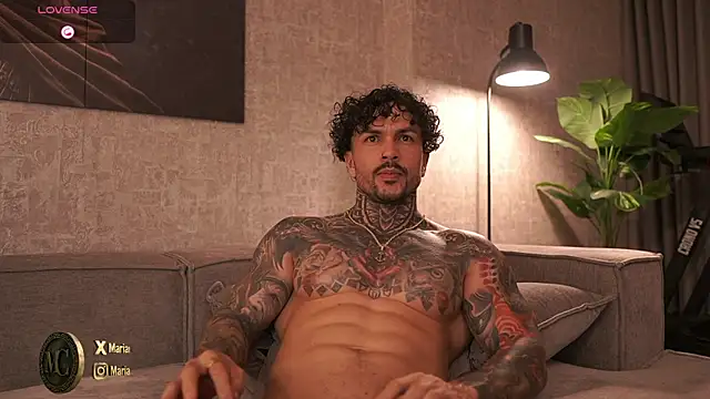 mariano_costa Adlı Modelin Canlı XXX Sohbeti