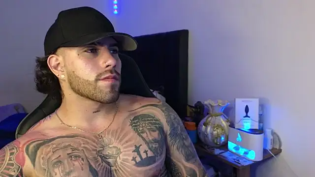 Ades_Loweのウェブカメラショー