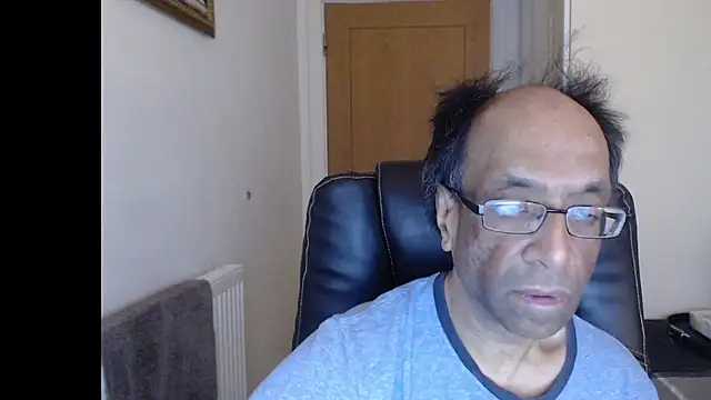 Pokazy przed kamerką – rauncher1