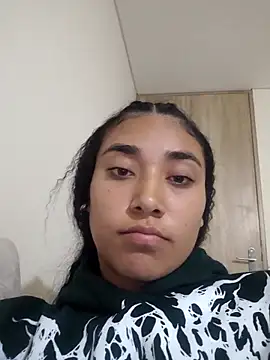 AmberGold- Chat XXX in diretta