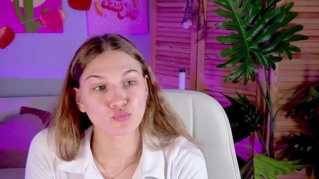 Онлайн чат XXX Sweet_Emilya