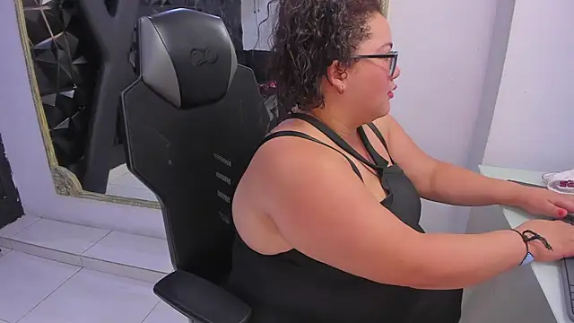 AbbyRogers1 라이브 XXX 채팅