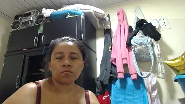 Вебкам-шоу adrixxx38