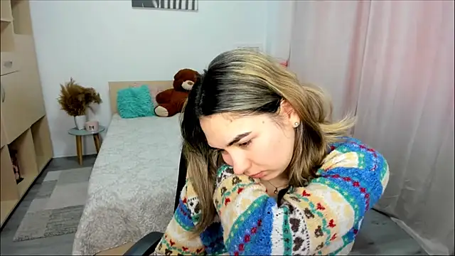 Онлайн чат XXX AlexaJuly