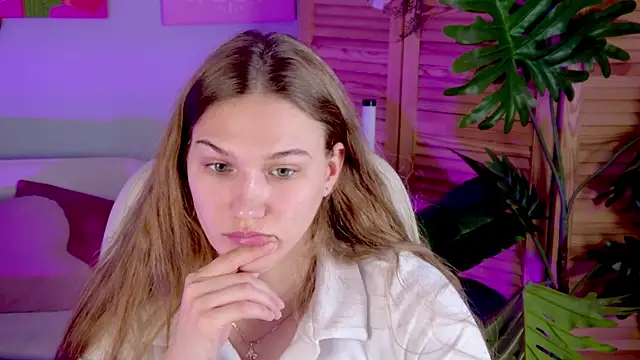 Онлайн чат XXX Sweet_Emilya