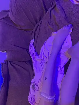 Abigal0999 在線直播表演