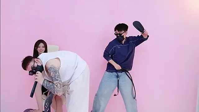 Онлайн чат XXX 1X-one