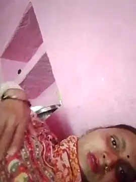 Juli_rathore Webcam show