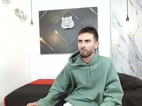 Živý XXX chat KingOfTemptation