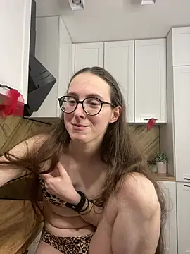 MartiniiSelenna: онлайн-секс-чат