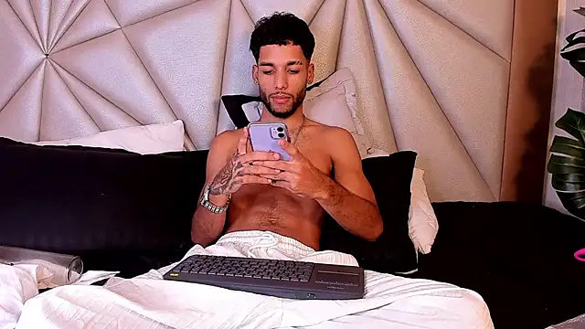 Thiagoferretiのウェブカメラショー