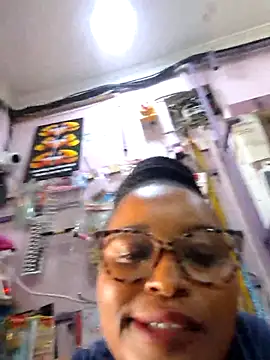 Goddess_of_Hearts Adlı Modelin Canlı XXX Sohbeti