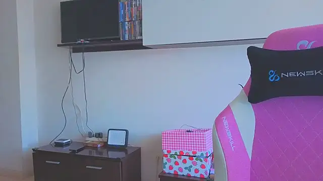 tatii222: онлайн-секс-чат