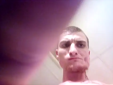 XXX chat uživo modela jizzyglizzy92