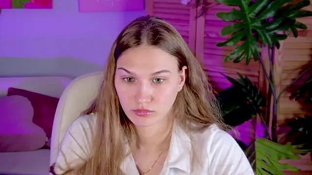 Sweet_Emilya: онлайн-секс-чат