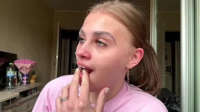 Elle_GrEat 即時 XXX 聊天