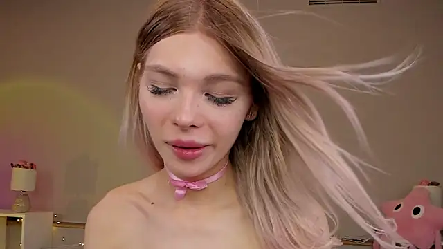 Blondy_Fina Webcam-Show