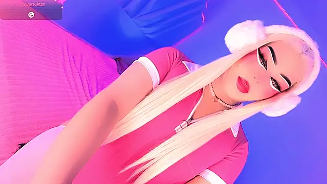 Valentina_Smith1_'s Webcam Show