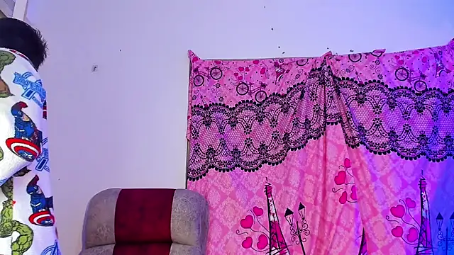 Онлайн чат XXX Aless_bigg