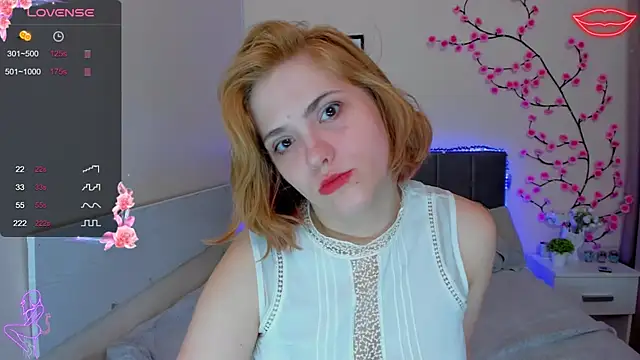 Chatroom XXX en direct de DellaRows