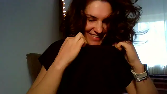 Ms-Lust1-'s Live XXX Chat