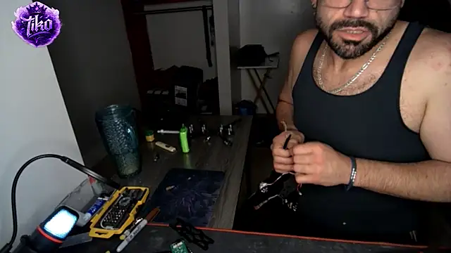 Zander823: онлайн-секс-чат