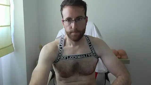 Show modela machohiberiko na web-kameri