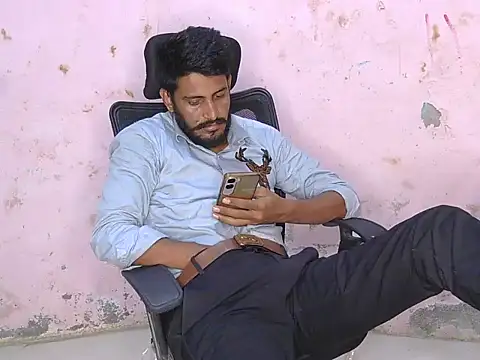 HotXKrishのライブXXXチャット