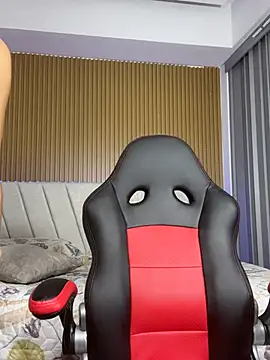 Kloe_00's Live XXX Chat