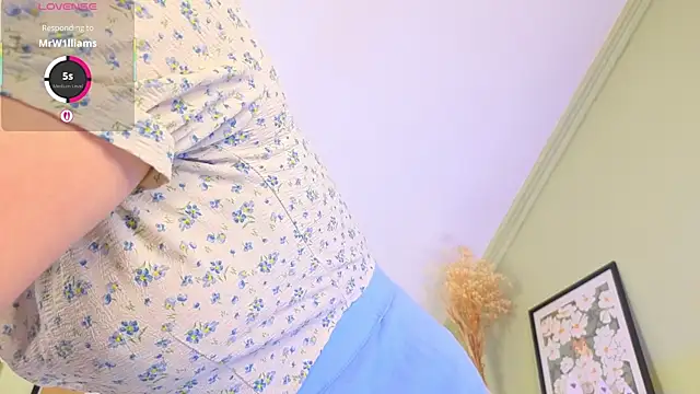 ByteBlushh Chat XXX in diretta