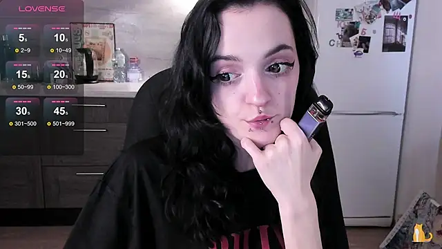 linaa__tyaan: онлайн-секс-чат