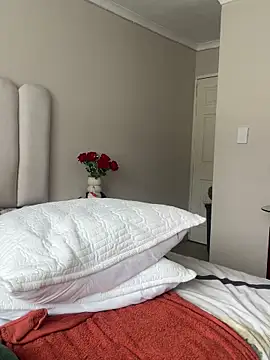 Brandyy23: онлайн-секс-чат