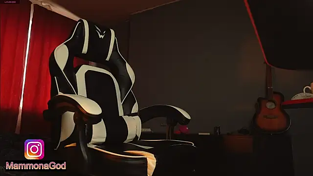 XXX chat uživo modela LuckyAlexx