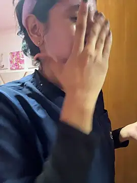 แชท XXX สดของ Violet_rousse7